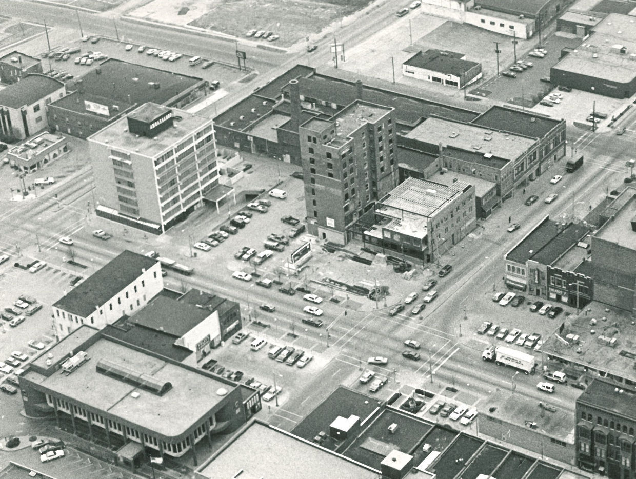 1987